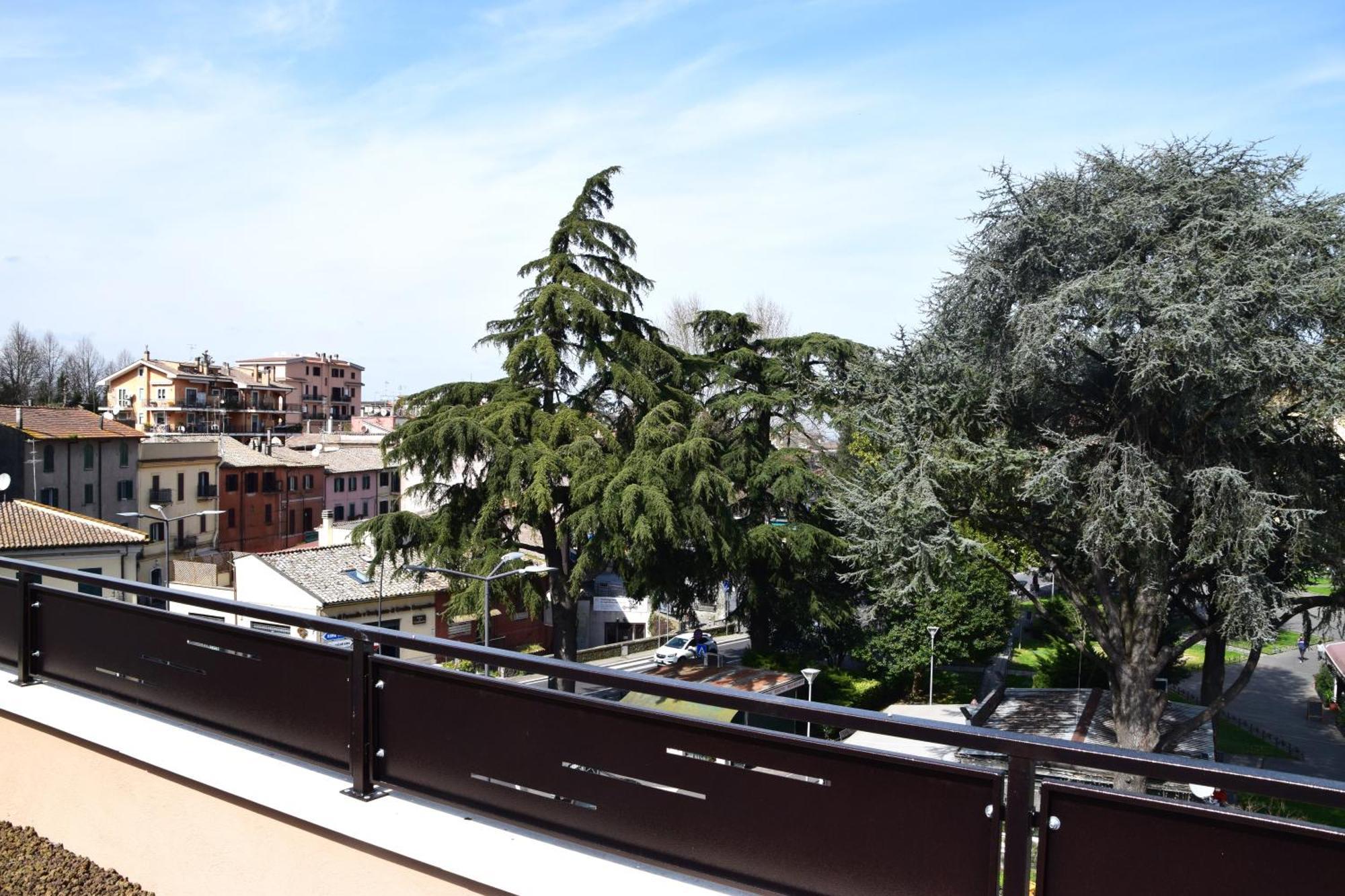 Hotel Ristorante Benigni Campagnano Di Roma Exterior foto